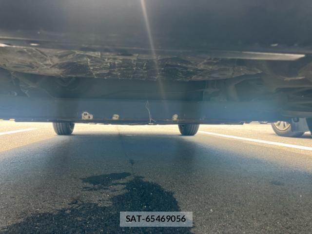 Suzuki SWIFT 2017-06 8415279-12