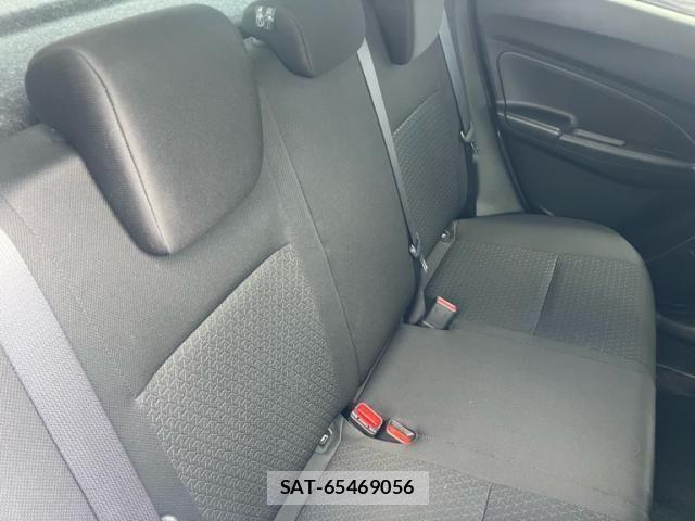 Suzuki SWIFT 2017-06 8415279-18