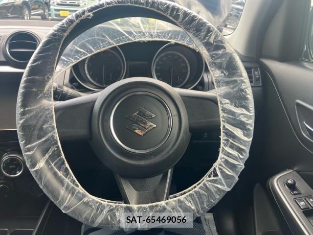 Suzuki SWIFT 2017-06 8415279-22