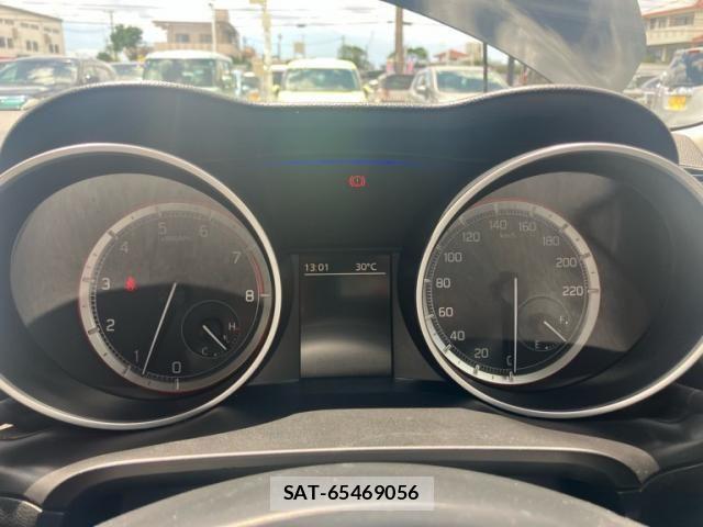 Suzuki SWIFT 2017-06 8415279-23