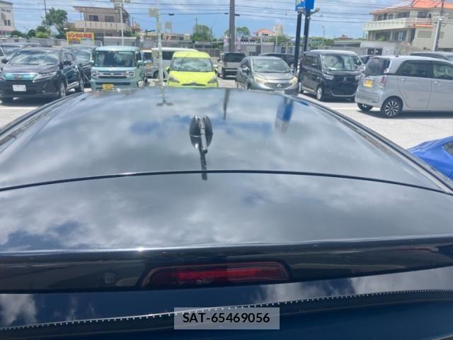 Suzuki SWIFT 2017-06 8415279-7