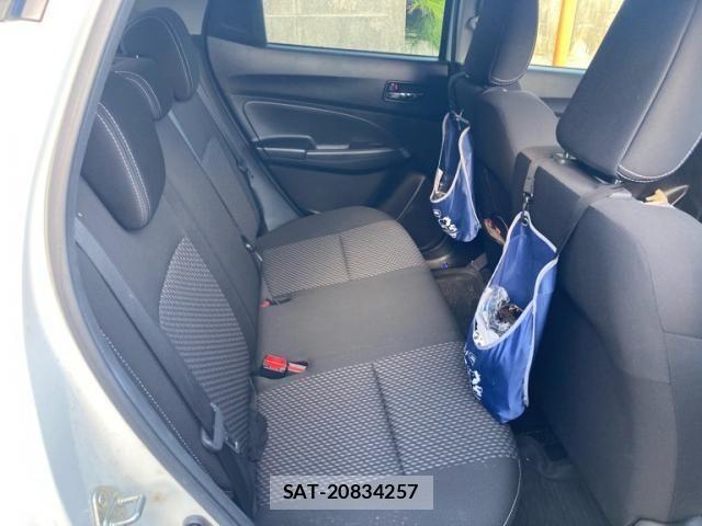 Suzuki SWIFT 2017-05 8415267-21