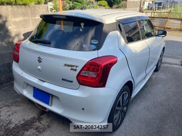 Suzuki SWIFT 2017-05 8415267-4