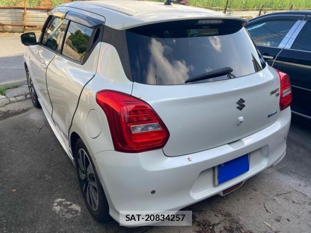 Suzuki SWIFT 2017-05 8415267-5