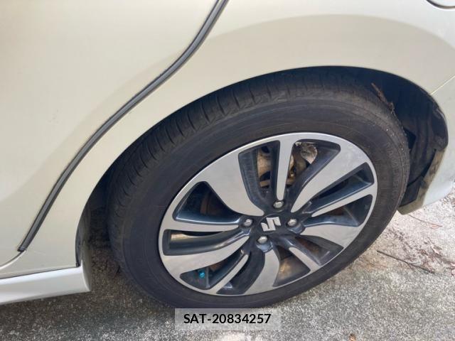 Suzuki SWIFT 2017-05 8415267-7