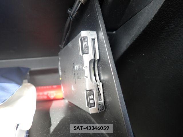 Suzuki SWIFT 2016-01 8415238-22