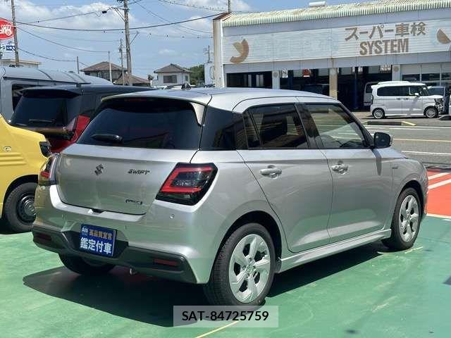Suzuki SWIFT 2025-09 8415255-11