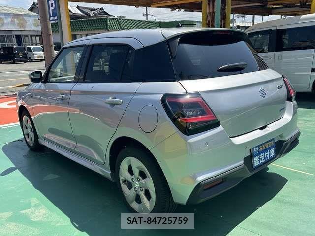 Suzuki SWIFT 2025-09 8415255-4