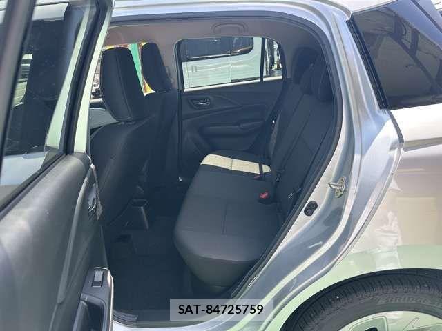 Suzuki SWIFT 2025-09 8415255-6