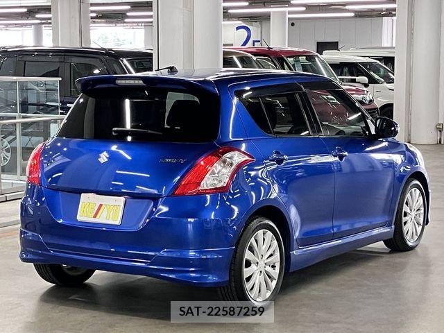 Suzuki SWIFT 2012-01 8415271-1