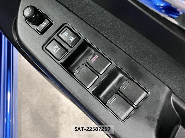Suzuki SWIFT 2012-01 8415271-25