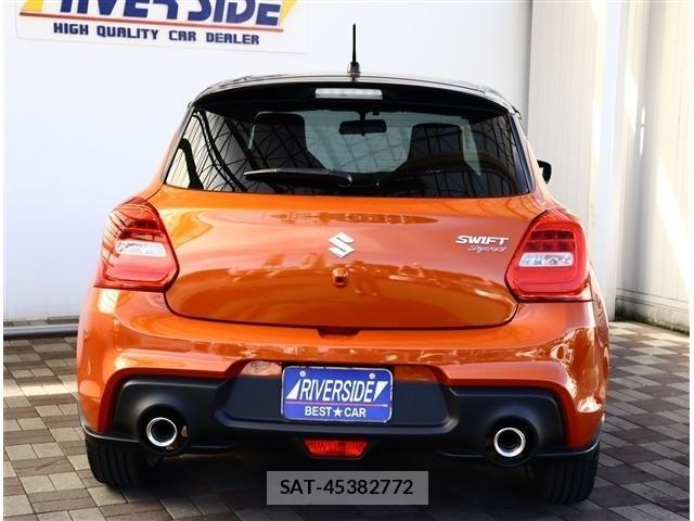 Suzuki SWIFT 2022-01 8415245-19