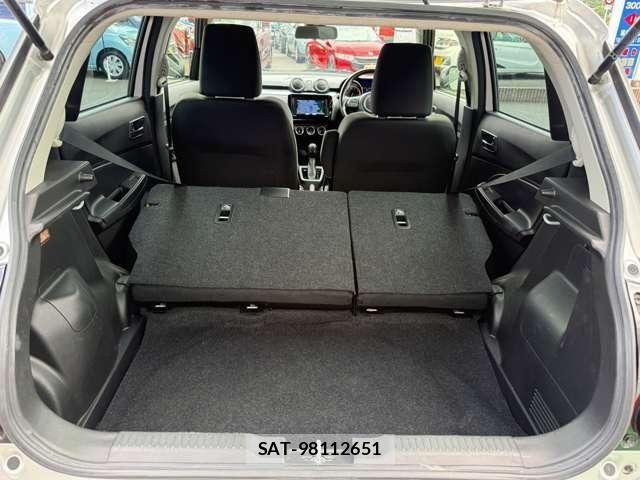 Suzuki SWIFT 2023-08 8415266-13