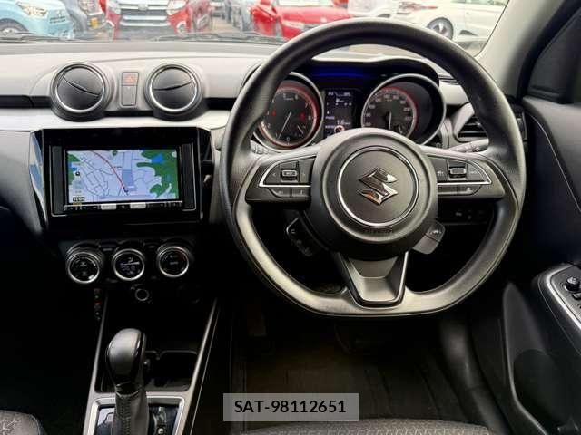 Suzuki SWIFT 2023-08 8415266-14