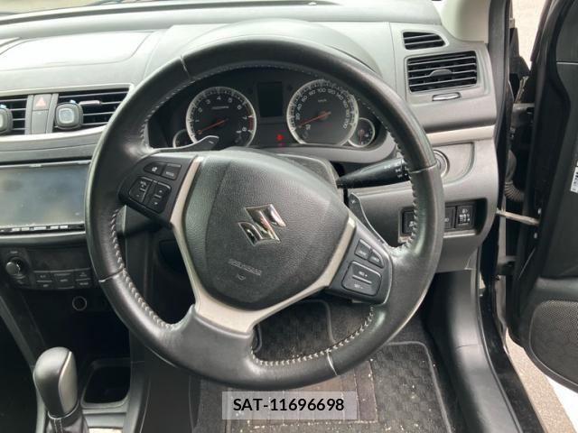 Suzuki SWIFT 2014-03 8415281-15