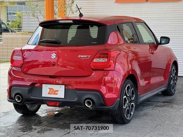 Suzuki SWIFT 2022-11 8415256-12