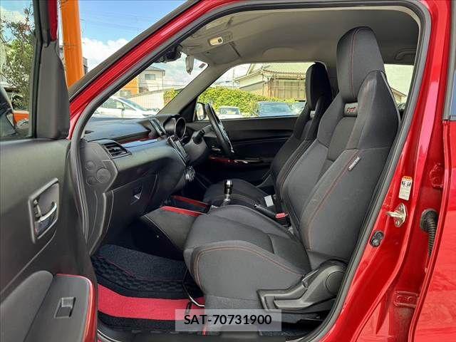 Suzuki SWIFT 2022-11 8415256-17