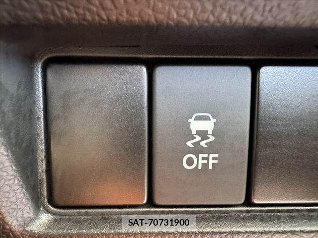 Suzuki SWIFT 2022-11 8415256-3