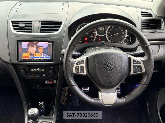 Suzuki SWIFT 2014-03 8415268-11