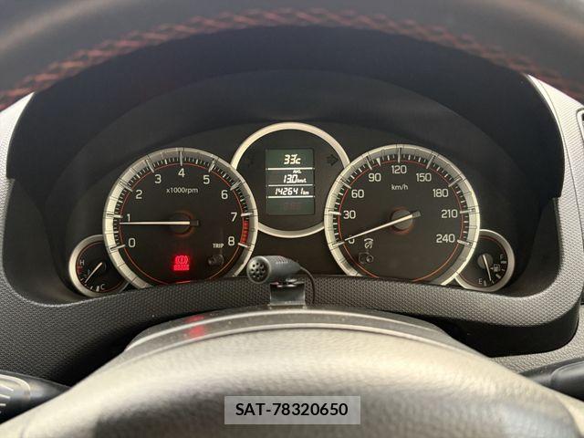 Suzuki SWIFT 2014-03 8415268-16