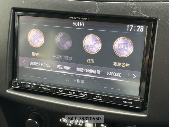 Suzuki SWIFT 2014-03 8415268-21