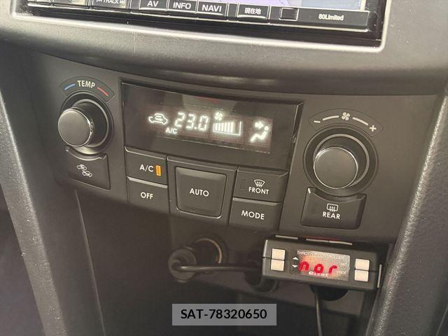 Suzuki SWIFT 2014-03 8415268-26