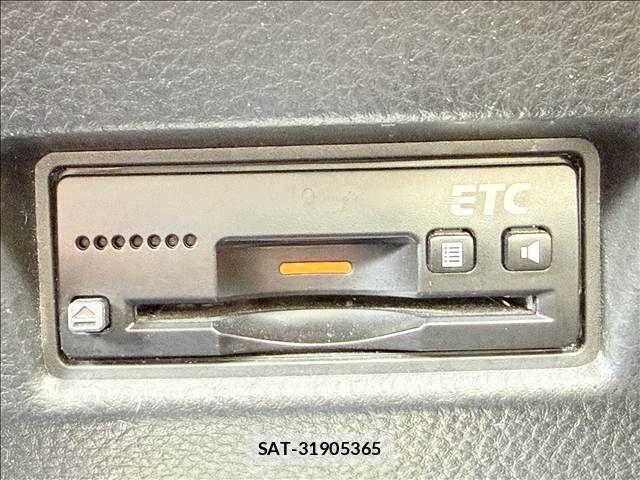 Suzuki SWIFT 2015-05 8415265-12