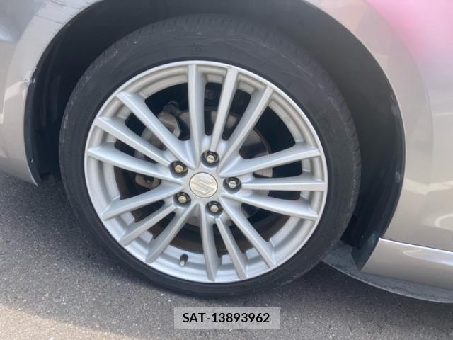 Suzuki SWIFT 2013-03 8415280-9