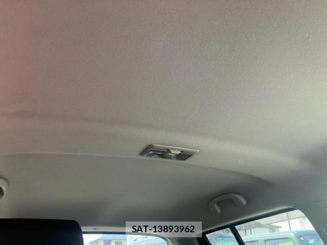 Suzuki SWIFT 2013-03 8415280-20