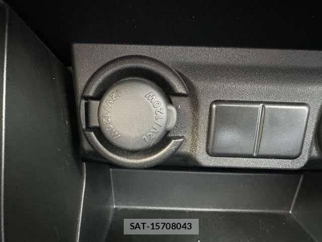 Suzuki SWIFT 2024-01 8415257-19