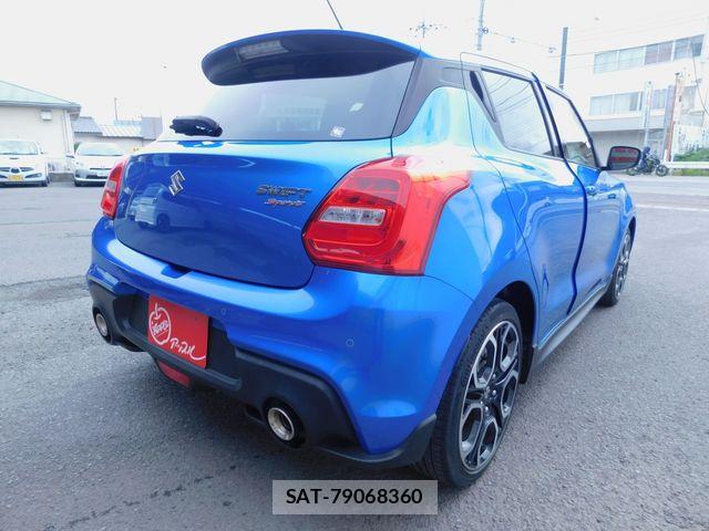 Suzuki SWIFT 2023-03 8415246-4