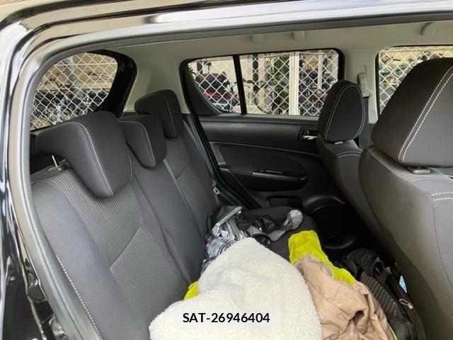 Suzuki SWIFT 2013-02 8415282-10
