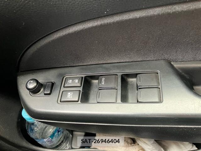 Suzuki SWIFT 2013-02 8415282-15