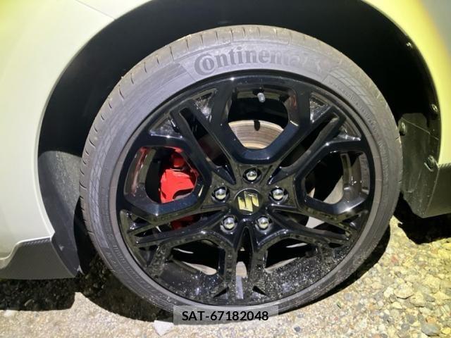 Suzuki SWIFT 2025-05 8415243-2