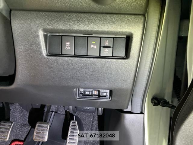 Suzuki SWIFT 2025-05 8415243-8