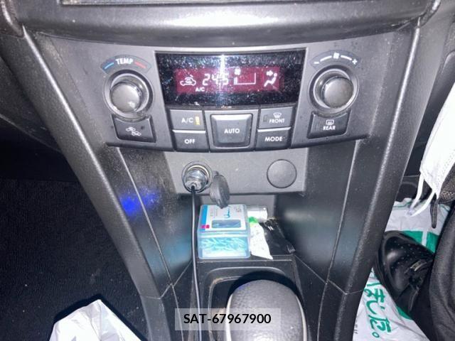 Suzuki SWIFT 2014-04 8438952-16