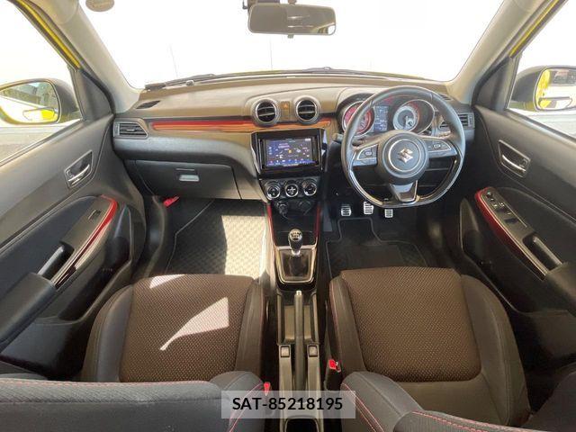 Suzuki SWIFT 2018-10 8438673-1