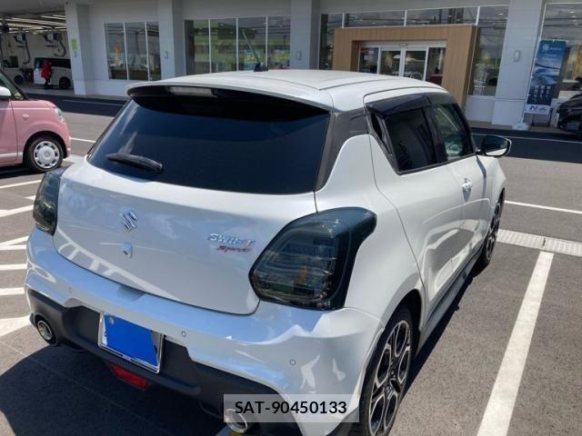 Suzuki SWIFT 2023-04 8438949-3