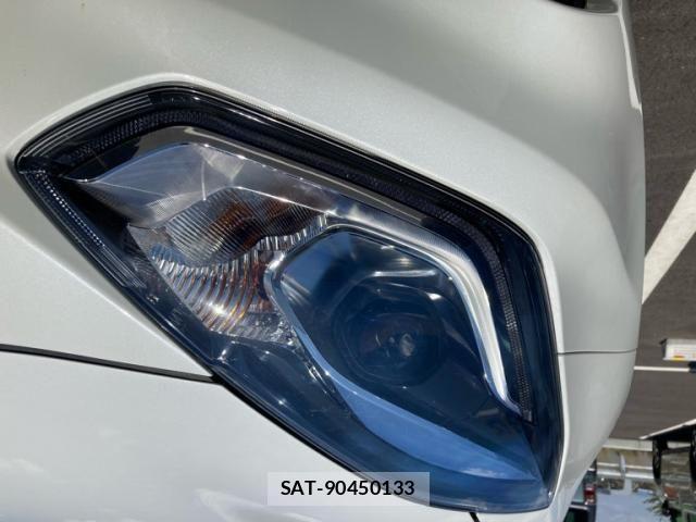 Suzuki SWIFT 2023-04 8438949-4