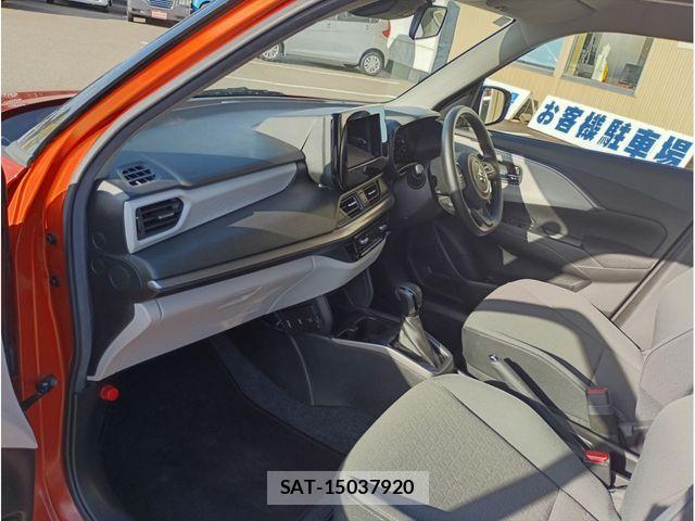 Suzuki SWIFT 2025-05 8438950-9