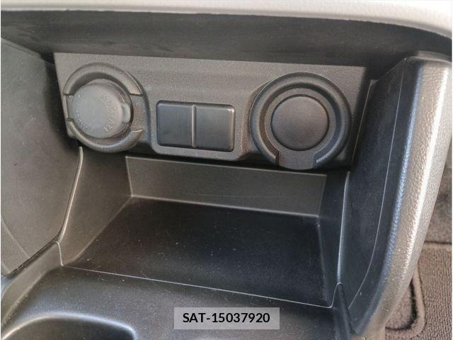 Suzuki SWIFT 2025-05 8438950-18