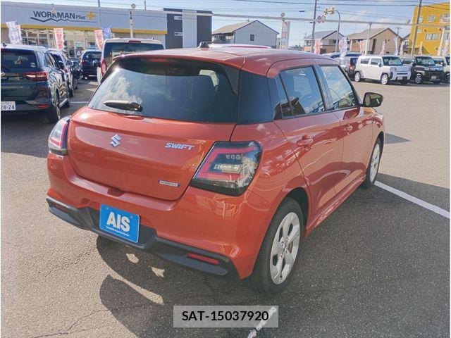 Suzuki SWIFT 2025-05 8438950-2