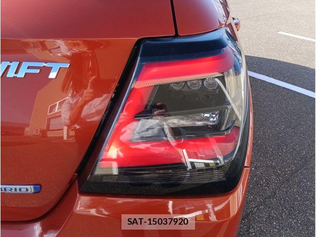 Suzuki SWIFT 2025-05 8438950-4