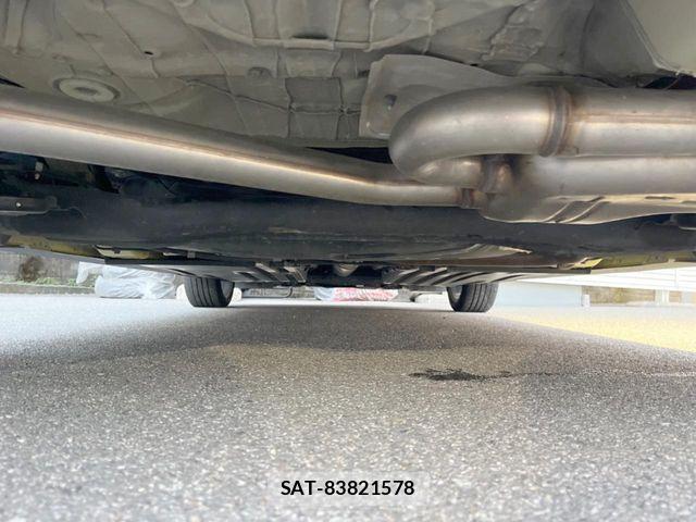 Suzuki SWIFT 2023-08 8458557-18