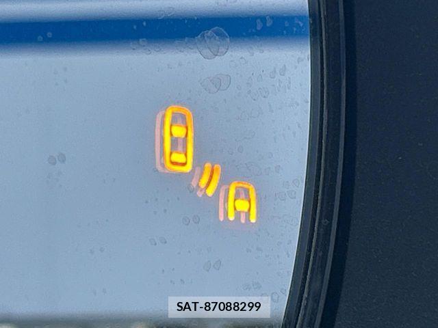Suzuki SWIFT 2025-03 8458555-5