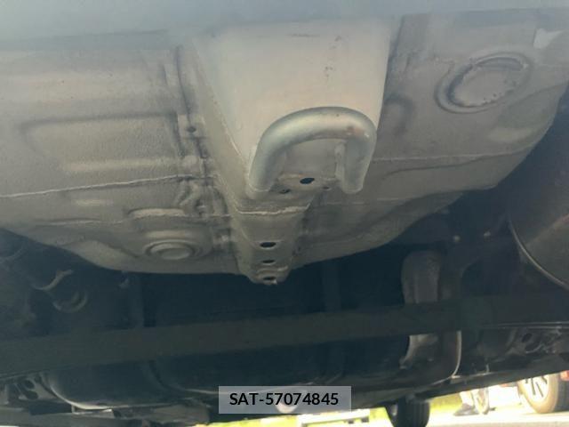 Suzuki SWIFT 2011-03 8458564-8