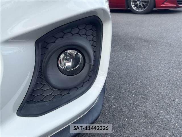 Suzuki SWIFT 2020-07 8458559-23