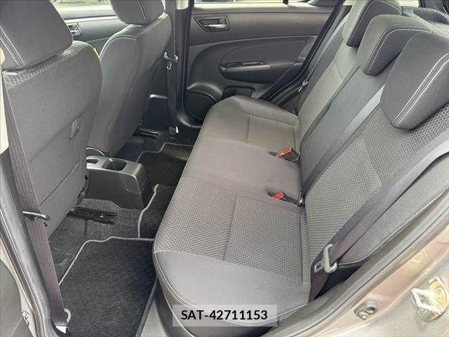Suzuki SWIFT 2016-11 8458560-18