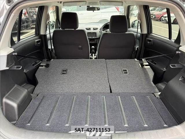 Suzuki SWIFT 2016-11 8458560-20