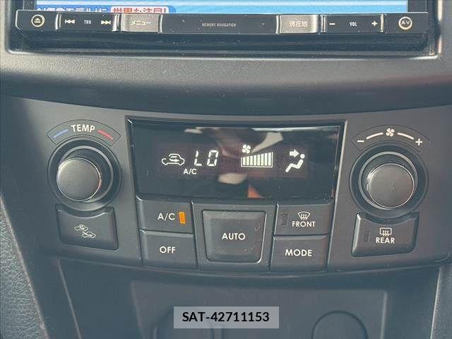 Suzuki SWIFT 2016-11 8458560-28